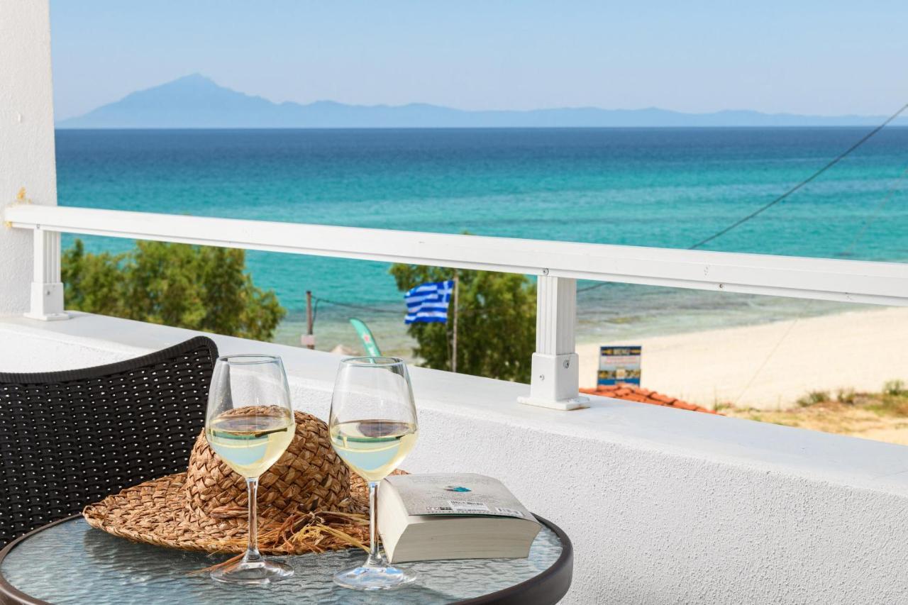 يميناريا Boutique Giannikis By The Beach المظهر الخارجي الصورة